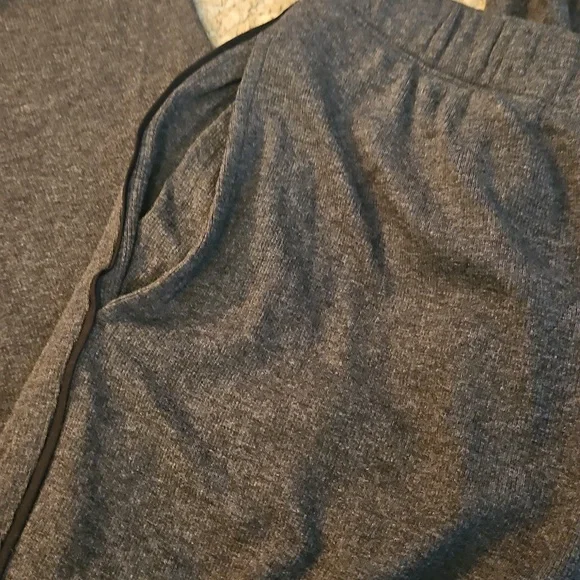 Victoria's Secret Pajamas - Picture 10 of 13